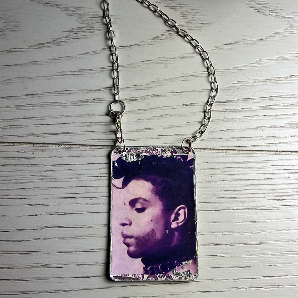 Prince Brass Ornament - Picture 4 of 4